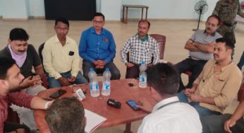 घाटशिला में ब्लड बैंक की स्थापना को लेकर कवायद शुरू, संस्था ‘एक पहल’ की बैठक आयोजित।<br>कुणाल षाडंगी ने स्वास्थ्य सचिव से की बात