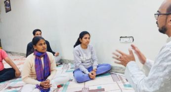 दी आर्ट ऑफ लिविंग की तीन दिवसीय हैप्पीनेस वर्कशॉप गुरुवार से धनबाद के बैंक मोड़ में हुआ प्रारंभ
